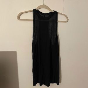 Lululemon workout tank!